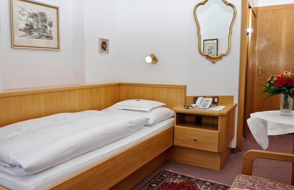 Hotel Helga Seefeld in Tirol